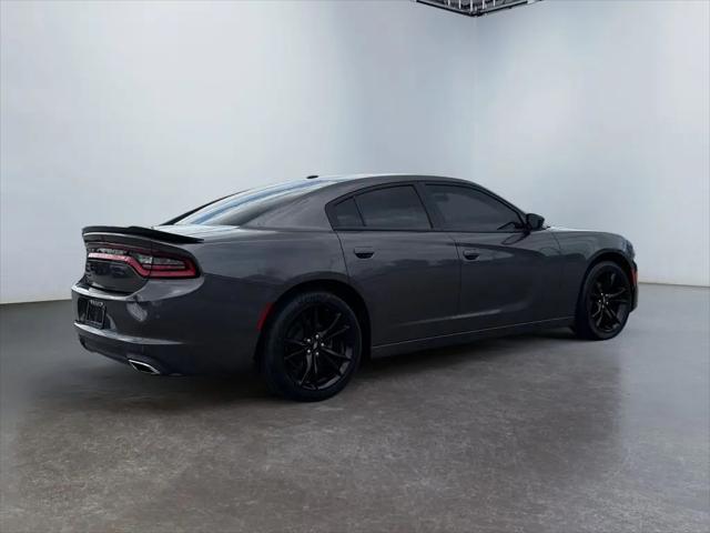 2018 Dodge Charger SXT RWD