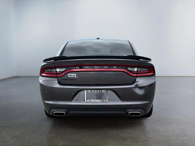 2018 Dodge Charger SXT RWD
