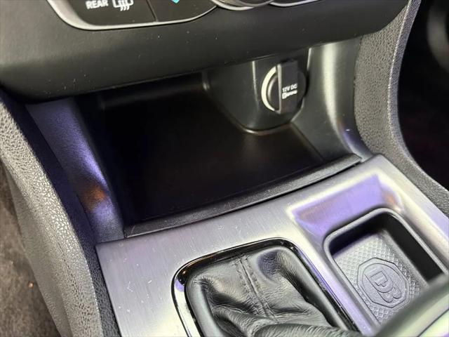 2018 Dodge Charger SXT RWD
