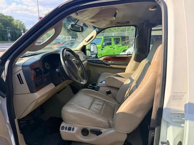 2005 Ford F-350 LARIAT