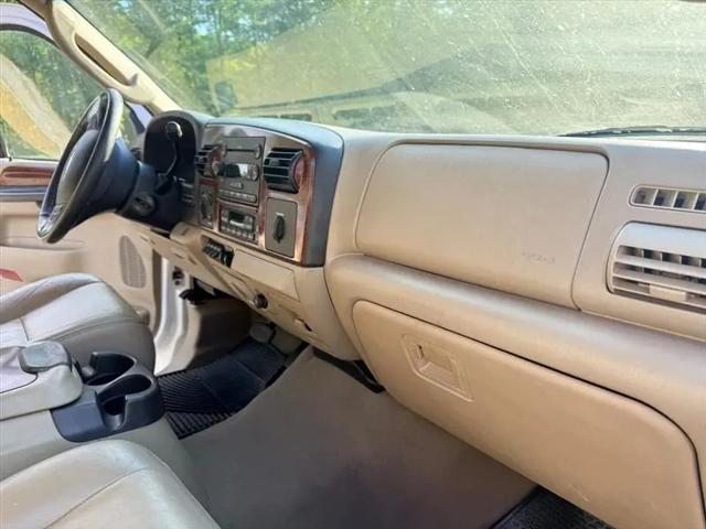 2005 Ford F-350 LARIAT
