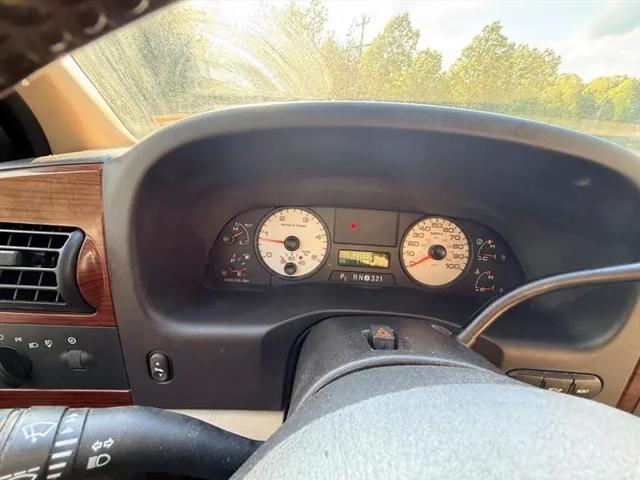 2005 Ford F-350 LARIAT