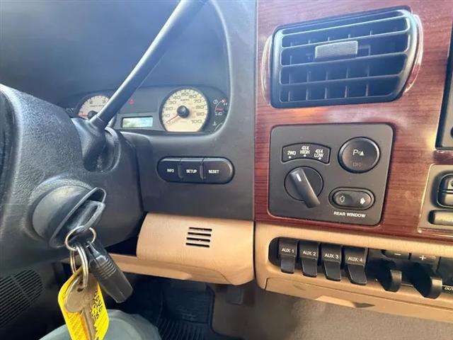 2005 Ford F-350 LARIAT
