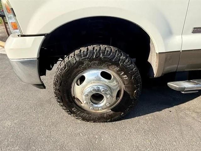 2005 Ford F-350 LARIAT