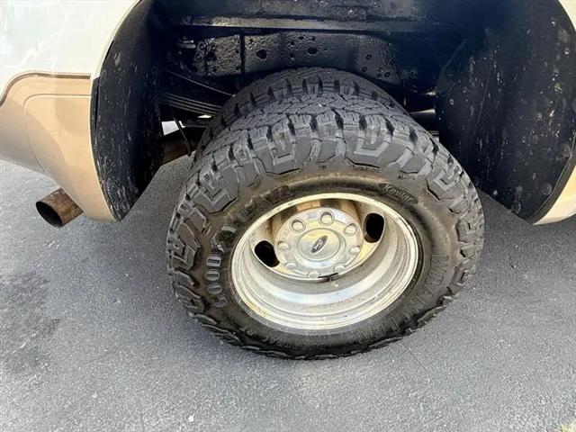 2005 Ford F-350 LARIAT