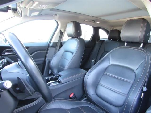 2017 Jaguar F-PACE 35t Prestige