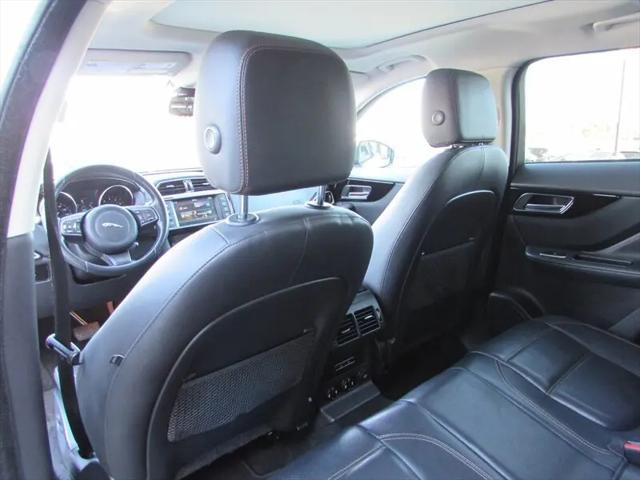 2017 Jaguar F-PACE 35t Prestige