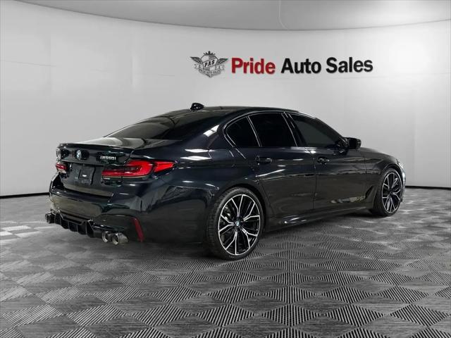 2022 BMW M5 i xDrive