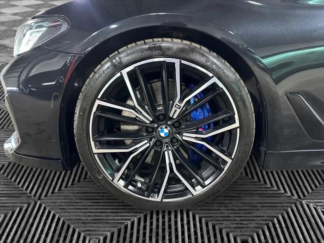 2022 BMW M5 i xDrive