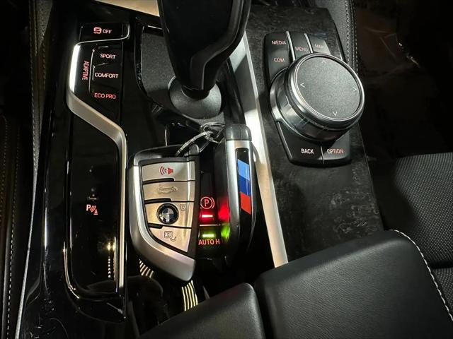 2022 BMW M5 i xDrive
