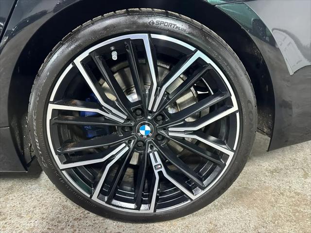 2022 BMW M5 i xDrive