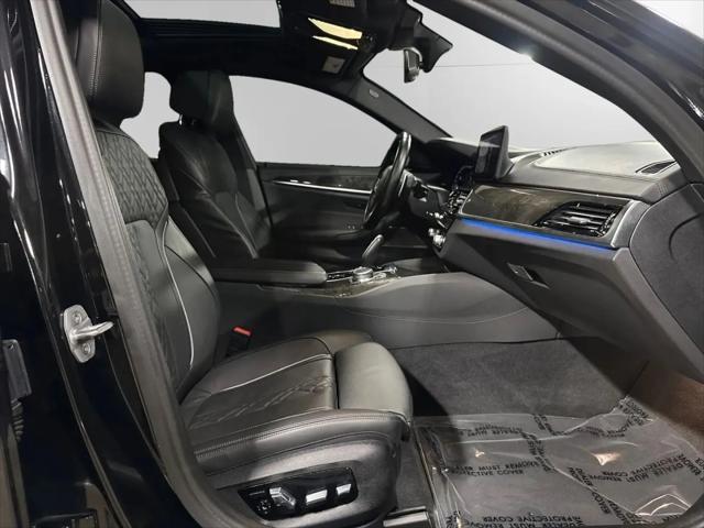 2022 BMW M5 i xDrive