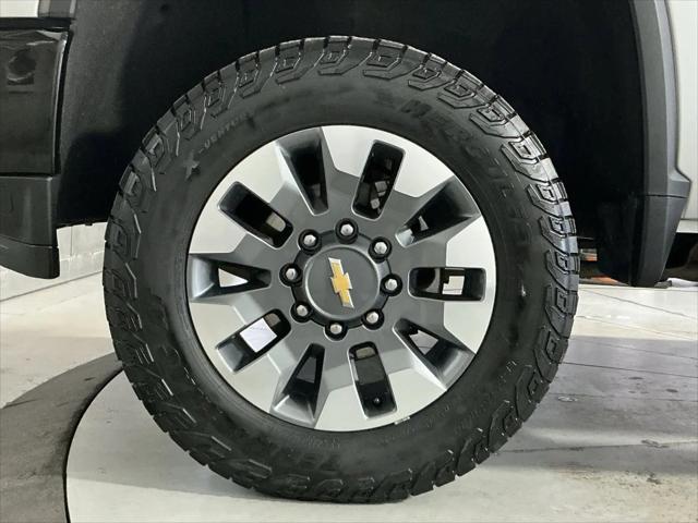 2022 Chevrolet Silverado 2500HD 4WD Crew Cab Standard Bed Custom
