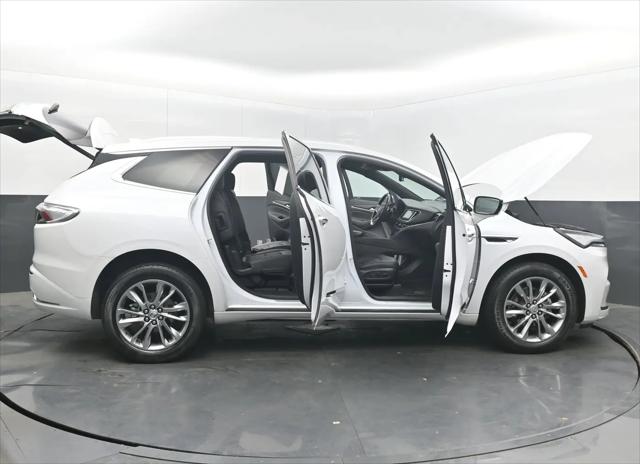 2024 Buick Enclave Avenir FWD