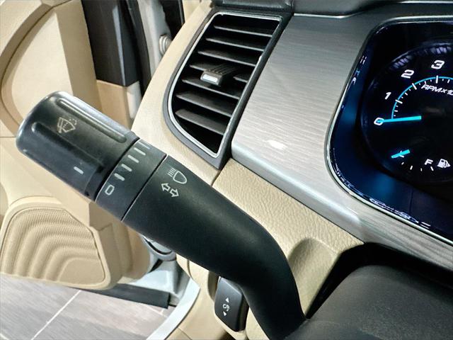 2017 Ford Taurus SEL