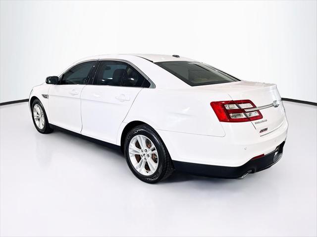 2017 Ford Taurus SEL