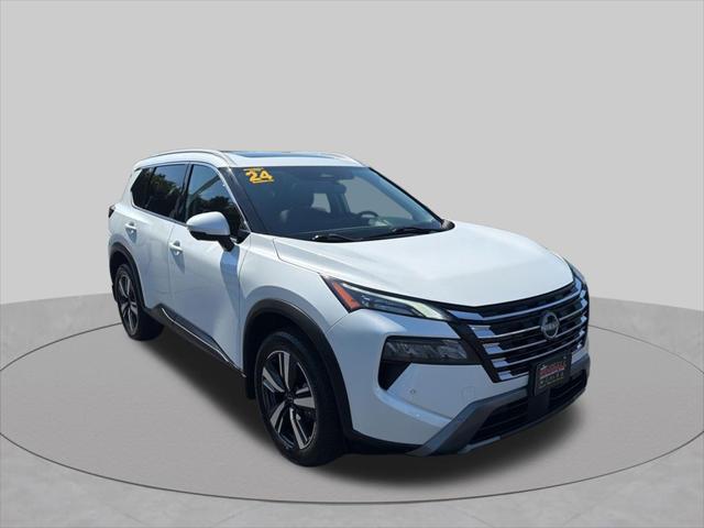 2024 Nissan Rogue SL FWD for sale in Danville, VA