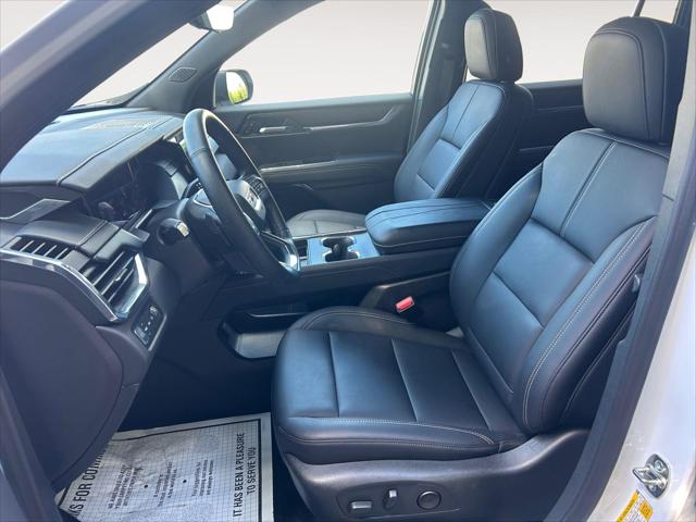 2026 GMC Acadia Elevation AWD