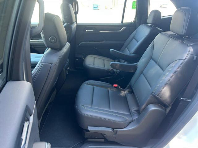 2026 GMC Acadia Elevation AWD