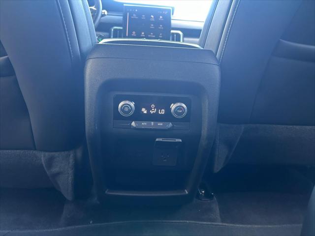 2026 GMC Acadia Elevation AWD