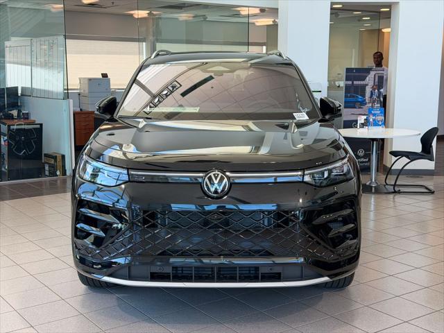 2026 Volkswagen Tiguan SEL R-Line Turbo
