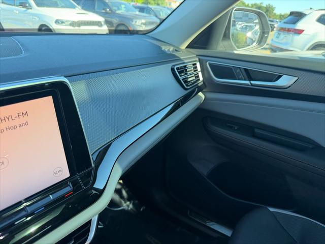 2026 Volkswagen Atlas Peak Edition