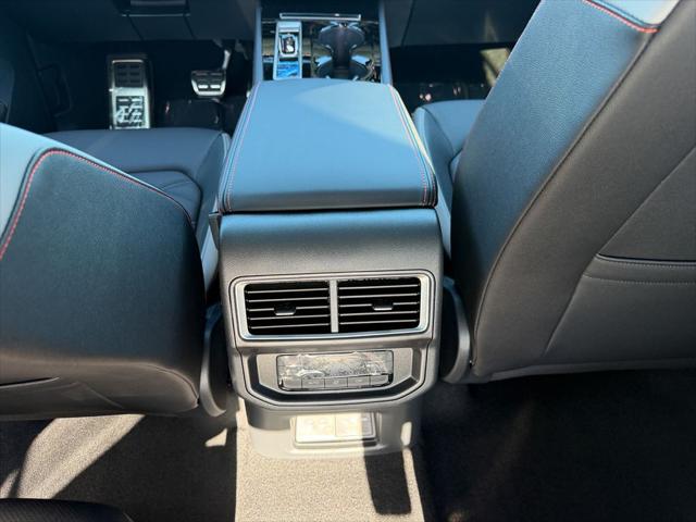 2026 Volkswagen Atlas Peak Edition