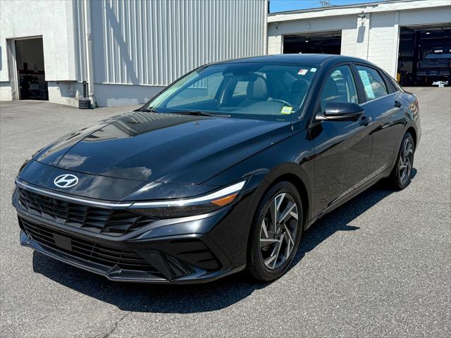 2024 Hyundai Elantra Limited