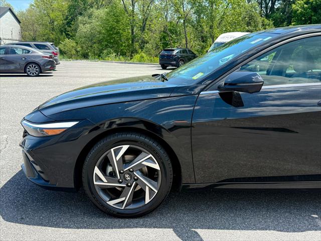 2024 Hyundai Elantra Limited