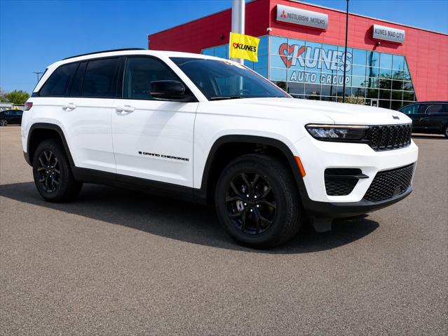 2024 Jeep Grand Cherokee Altitude 4x4