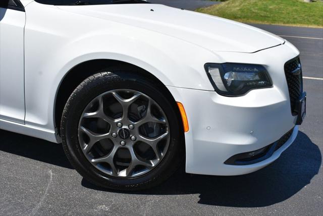 2015 Chrysler 300 300S