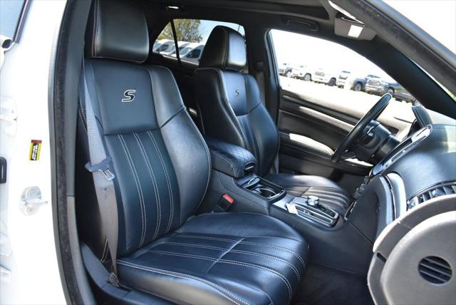2015 Chrysler 300 300S