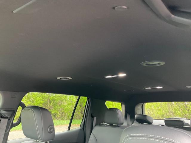 2025 Chevrolet Traverse AWD LT