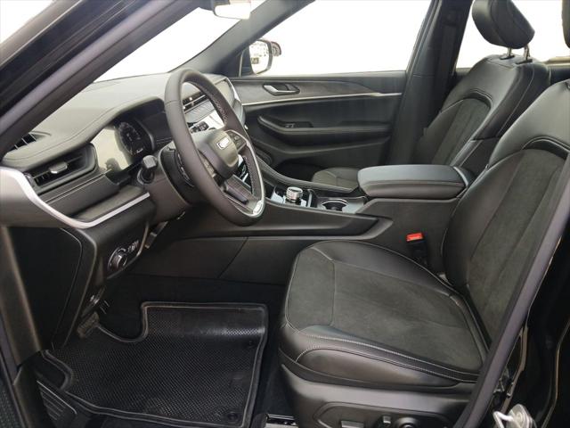 2026 Jeep Grand Cherokee L Altitude 4x2