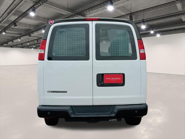 2020 Chevrolet Express Cargo Van RWD 2500 Regular Wheelbase WT