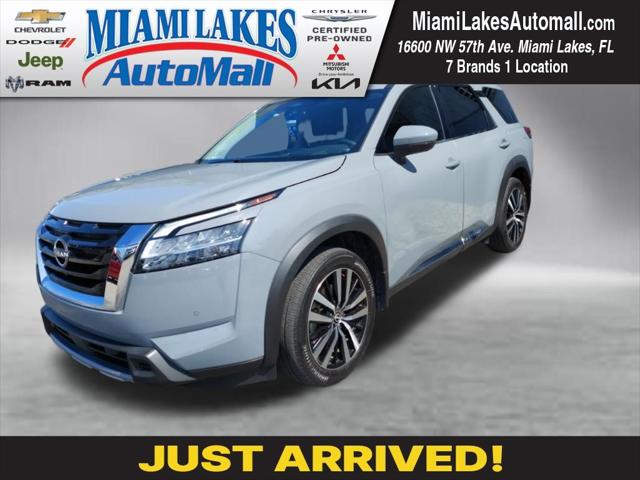 2024 Nissan Pathfinder Platinum 4WD for sale in Miami Lakes, FL