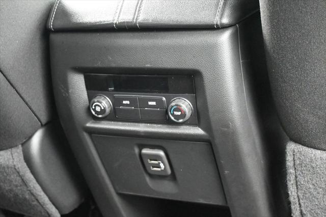2023 Chevrolet Traverse FWD LT Cloth