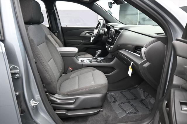 2023 Chevrolet Traverse FWD LT Cloth
