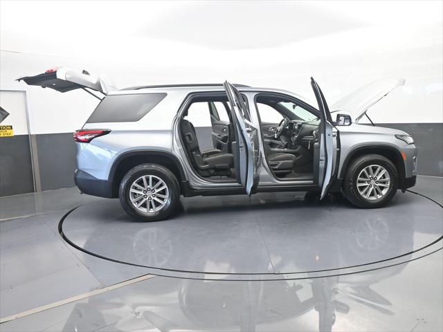 2023 Chevrolet Traverse FWD LT Cloth