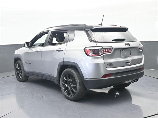 2022 Jeep Compass Altitude FWD