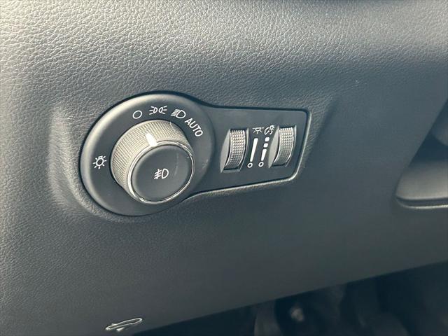 2022 Jeep Compass Altitude FWD