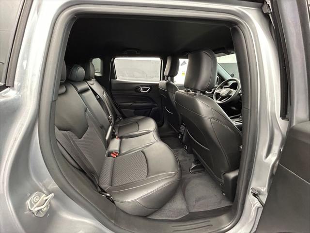 2022 Jeep Compass Altitude FWD
