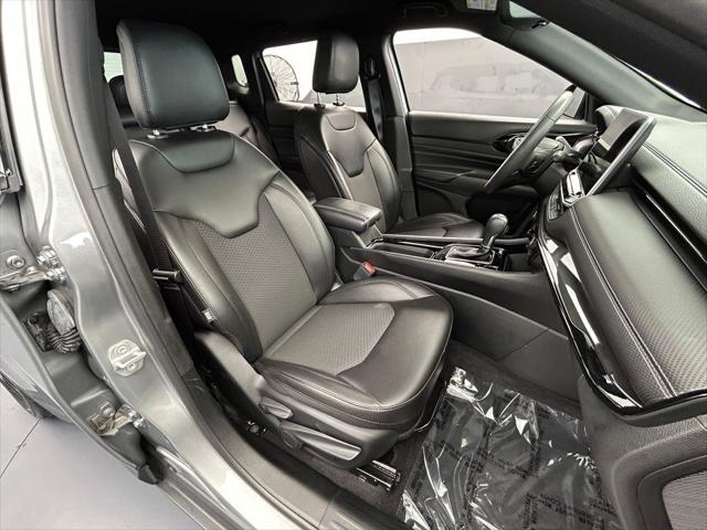 2022 Jeep Compass Altitude FWD