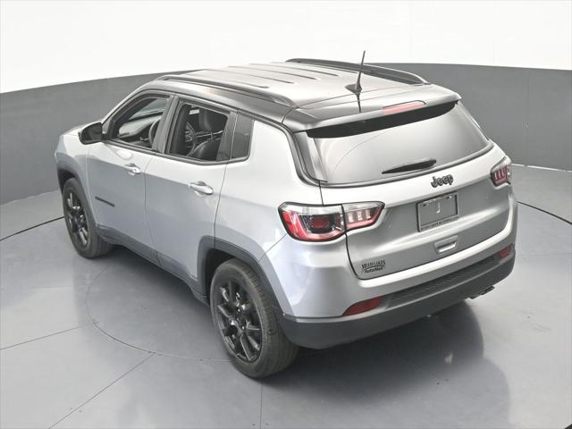 2022 Jeep Compass Altitude FWD