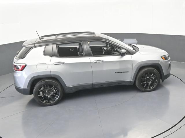 2022 Jeep Compass Altitude FWD