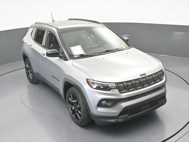 2022 Jeep Compass Altitude FWD