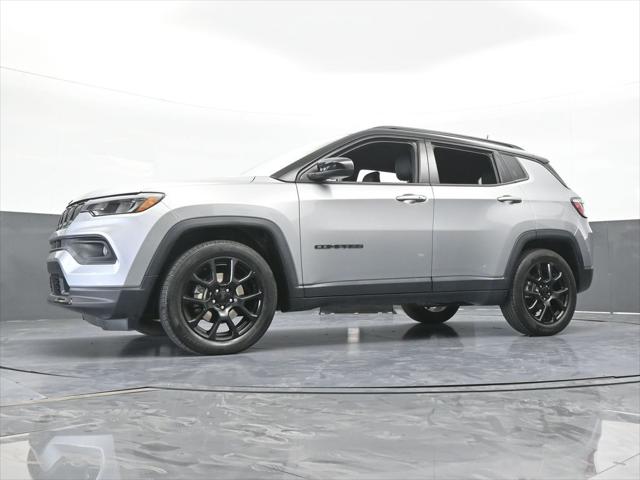 2022 Jeep Compass Altitude FWD