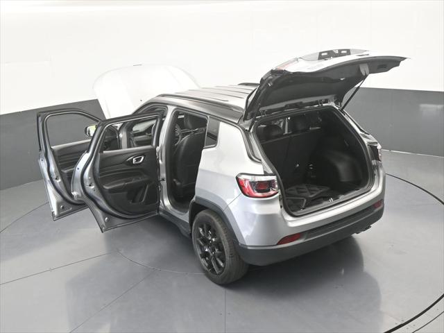 2022 Jeep Compass Altitude FWD