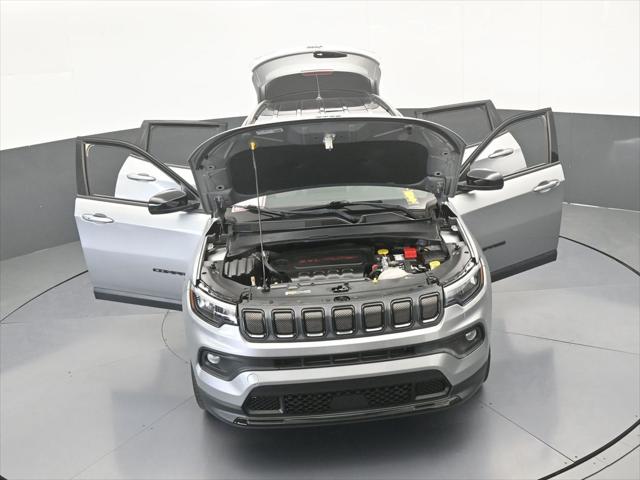 2022 Jeep Compass Altitude FWD