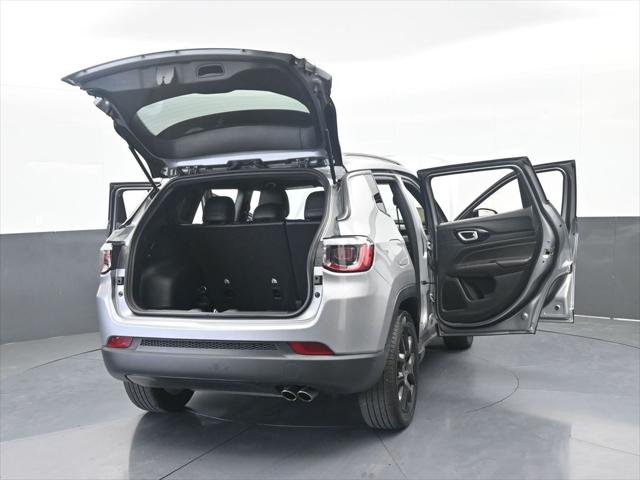 2022 Jeep Compass Altitude FWD
